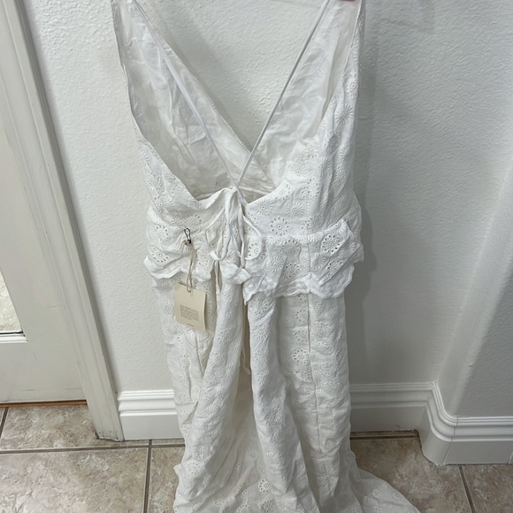 NEW Tularosa Brier Embroidered Dress in White - Picture 9 of 9